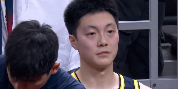 张皓嘉上位+杜润旺不打！广东队亮出冠军相，杜锋暂时保住帅位！
